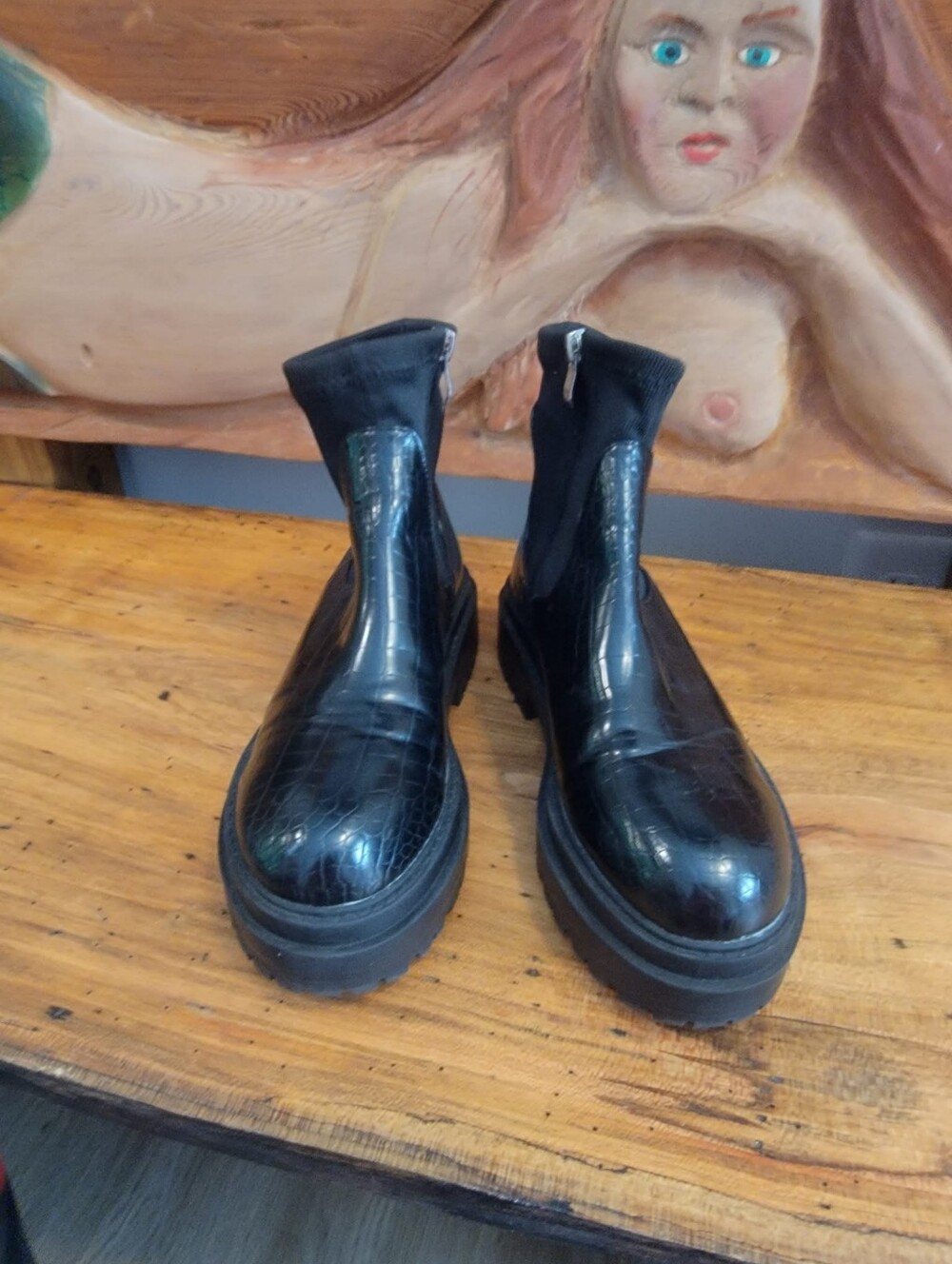 Raid"Robin" Sz 40/7UK 9 US Black Faux Leaher Crocodile Print Chunky Sock Boot